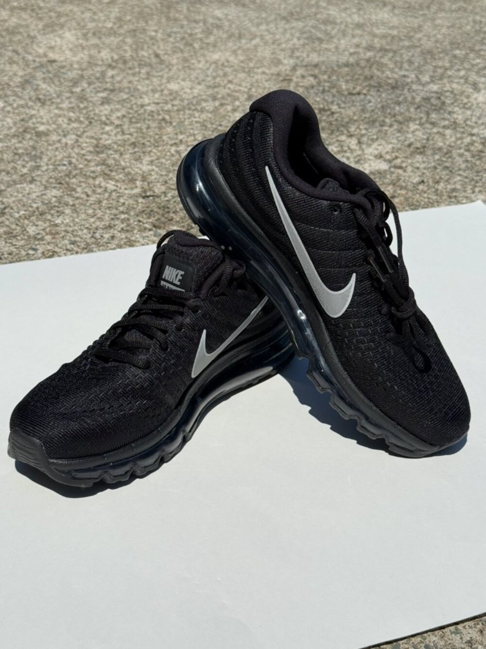 NIKE Air Max 2017 Sneaker Women's Size 9 Black